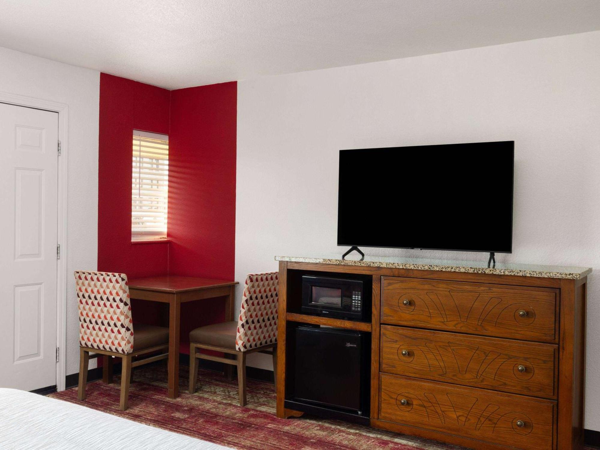 Ramada By Wyndham Elko Hotel At Stockmen'S Casino Eksteriør billede