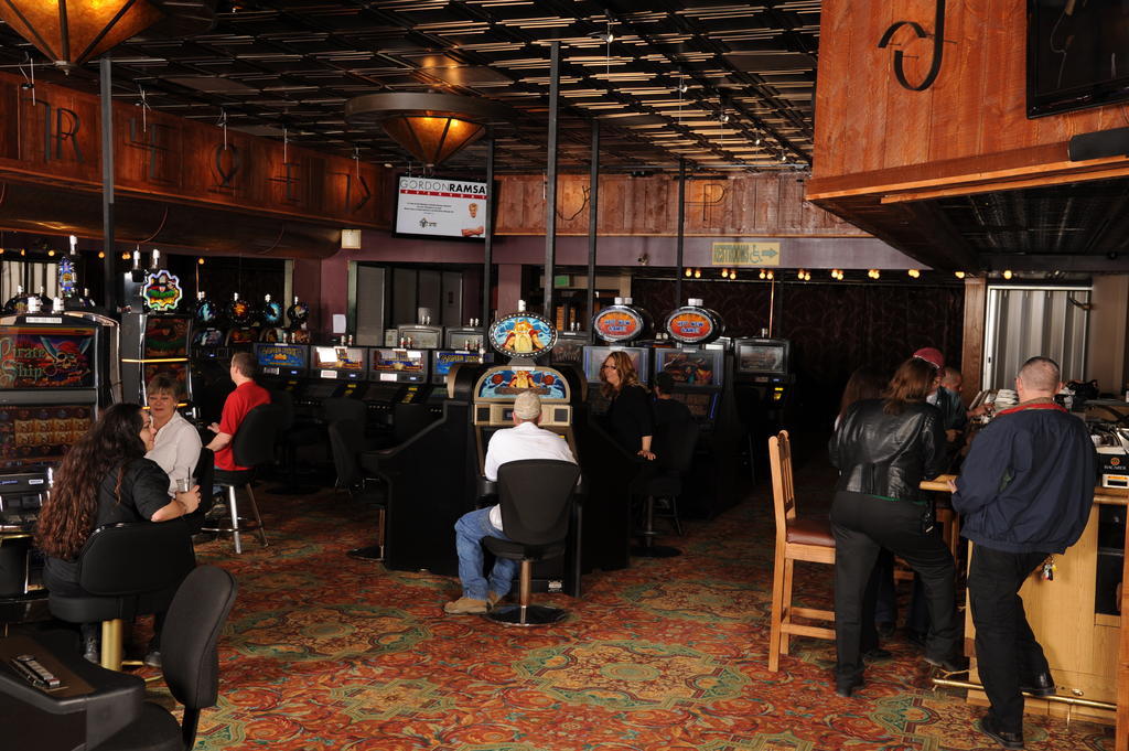Ramada By Wyndham Elko Hotel At Stockmen'S Casino Eksteriør billede